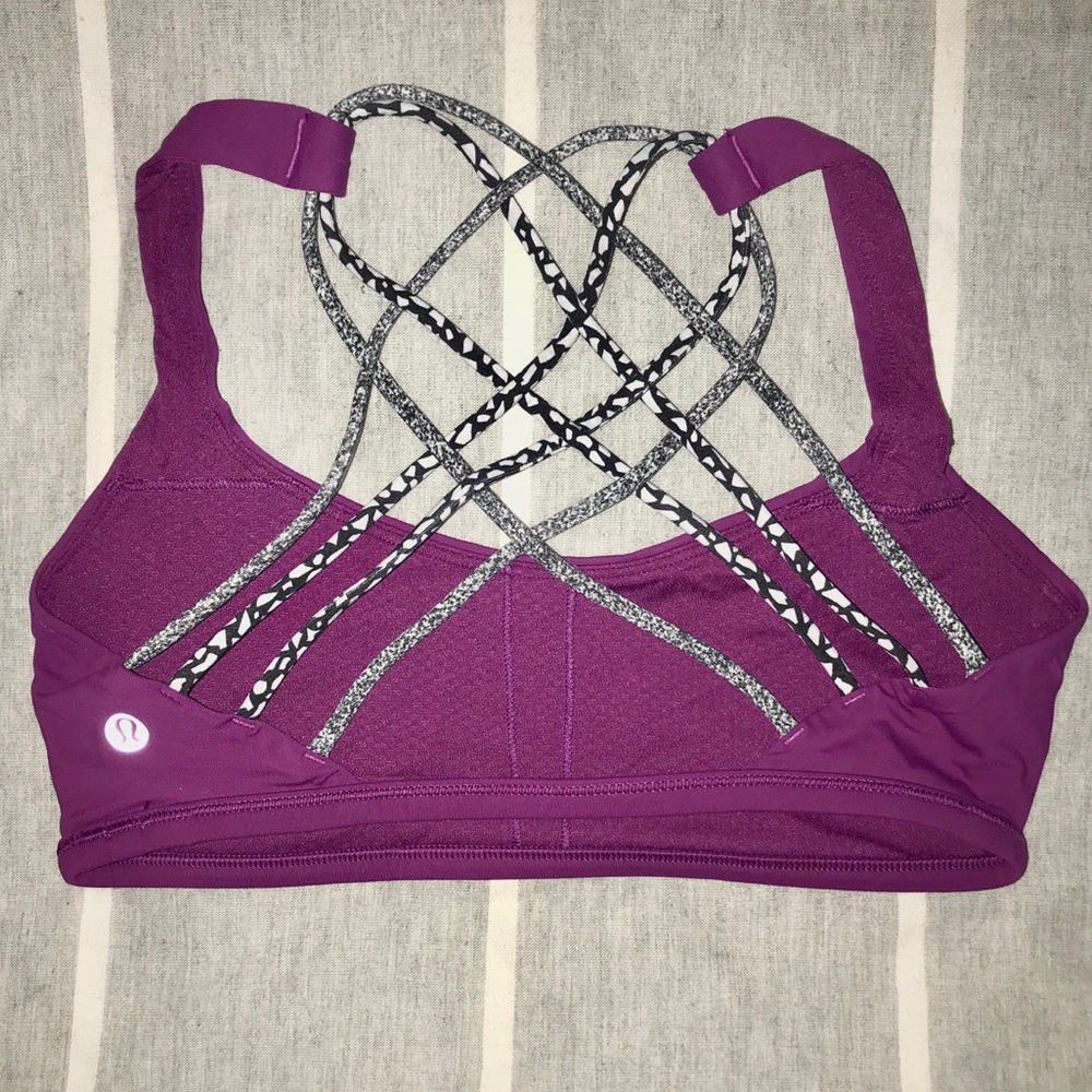 Lululemon Free to be Wild Bra Size 6